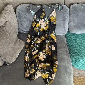 💕NWT Mahina Open Back Halter High-Low Dress